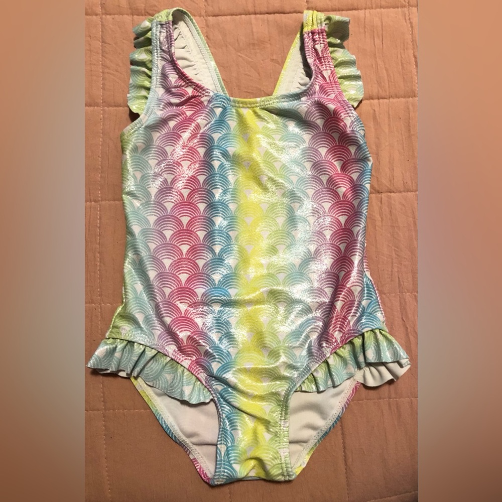 RAINBOW🌈SHIMMERY Girl's 3T Ruffled Swimsuit-EXCELLENT CONDITION!!